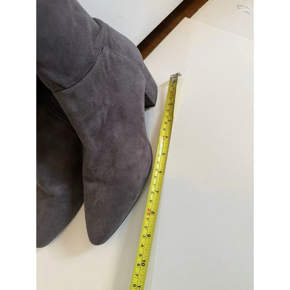 Stylish Gray Women Over the Knee Boots By Target‎ Size US 7.5 Faux Suede